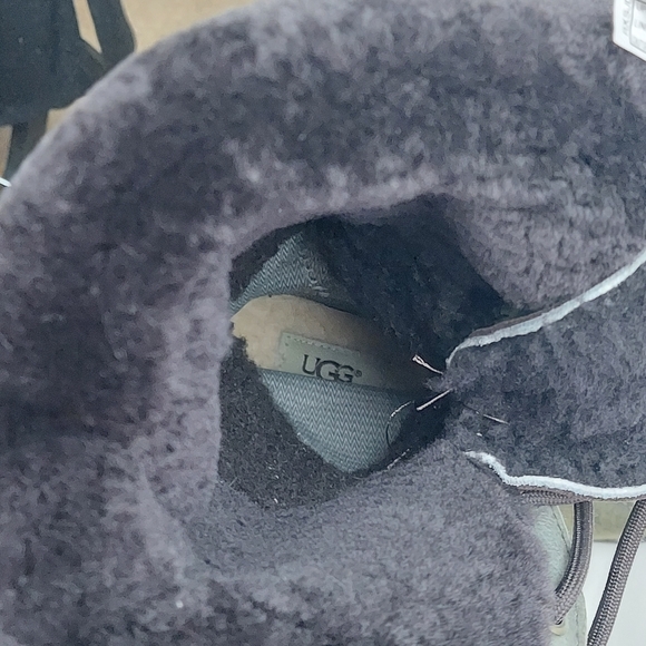 Ugg Becloud Waterproof Genuine Shearling Lined Tall Lace Up Boot Size 7 - Picture 13 of 13